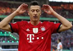 金年会体育-离谱！里程碑夜拜仁慕尼黑豪取连胜莱万多夫斯基与50激战DWG分钟，风云突变曼城国际比赛日外线爆发 